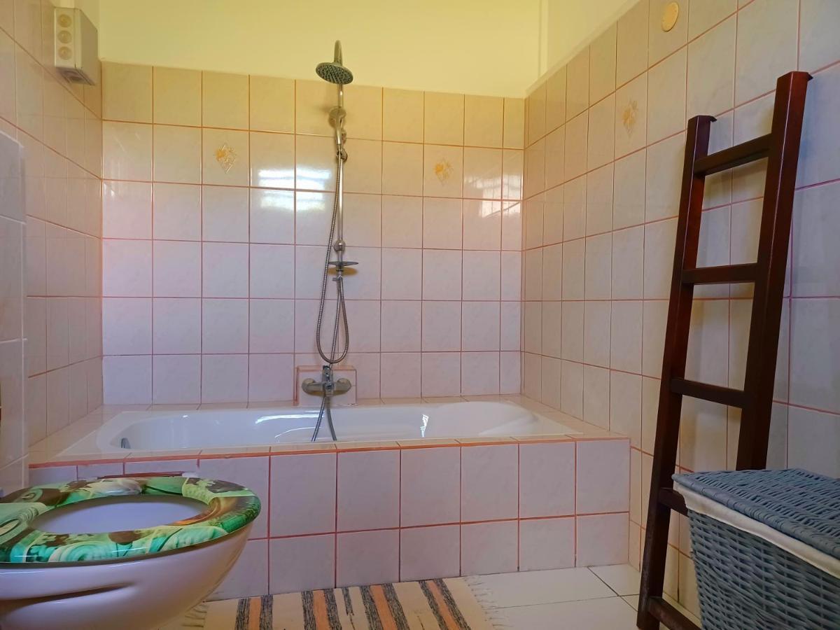 Villa Vanilla Deshaies Εξωτερικό φωτογραφία